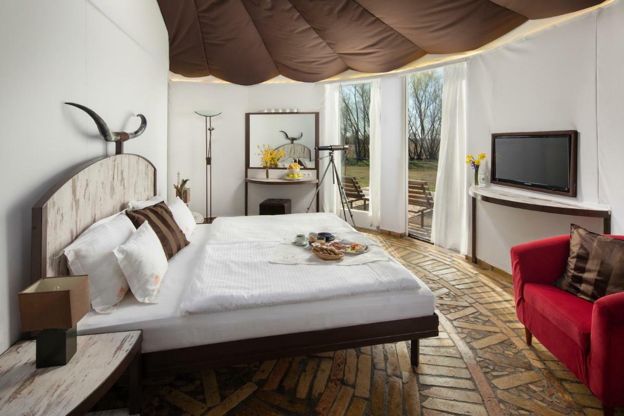 Homoki Lodge Bed & Beyond Glamping (Adults Only) Ruzsa Exterior foto